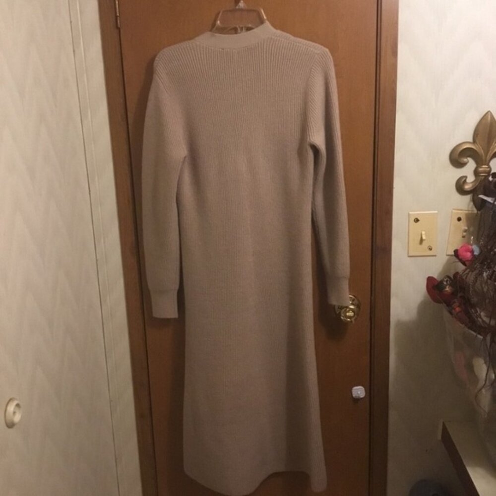 Ann Taylor Long Sleeve Ribbed Long Khaki Sweater Dress Button Down V Neck M - Picture 2 of 11